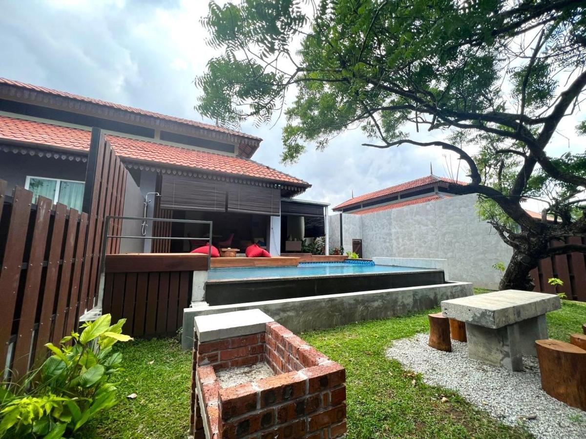 Royale Riviera Resort Private Pool Villas Pantai Cenang  Exteriör bild