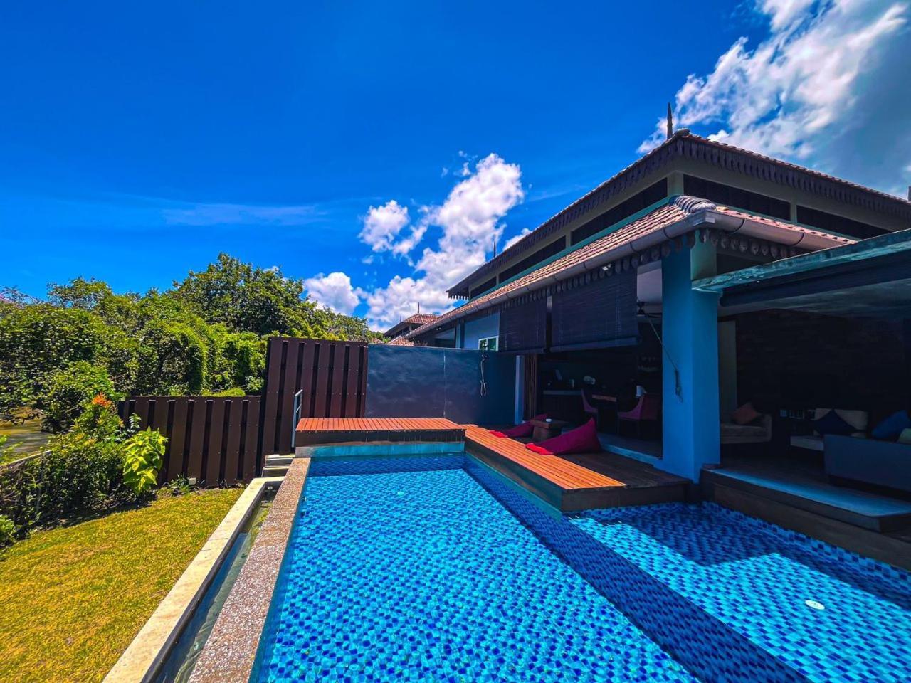 Royale Riviera Resort Private Pool Villas Pantai Cenang  Exteriör bild